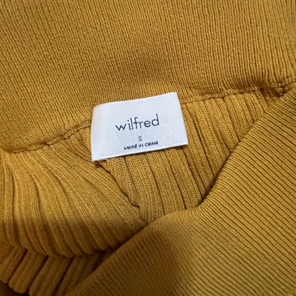 Aritzia Wilfred knit slit skirt in US size S - Picture 3 of 11